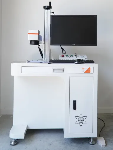 Vente de machines laser fibre et CO 2 pour la découpe et la gravure en Auvergne Rhône-Alpes, Lyon, Diam Laser