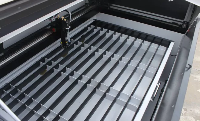 Laser CO.2 100 watts zone de travail 1300 x 900 mm DM 1390, Lyon, Diam Laser