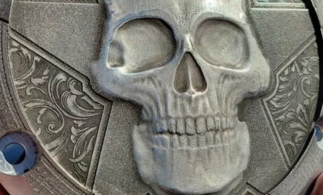 Gravure en 2.5D avec un laser fibre 50 watts, Lyon, Diam Laser